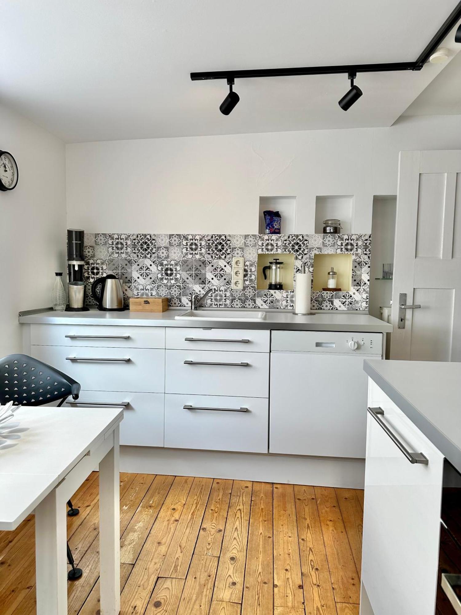 Schoenes City-Apartment Mit 2 Schlafzimmer, Parkplatz, Ruhig Und Hell, D46-Dg オルデンブルク エクステリア 写真