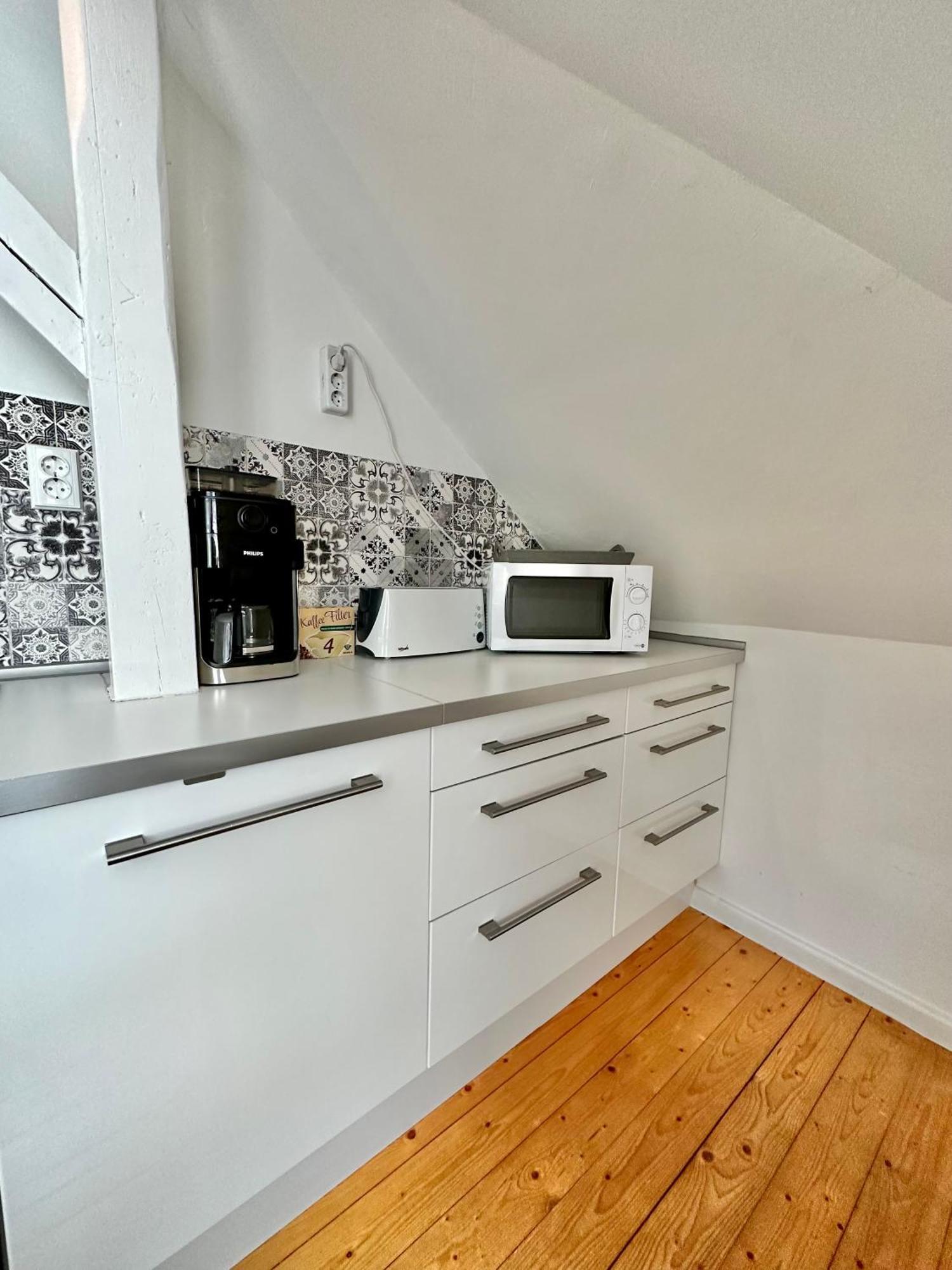 Schoenes City-Apartment Mit 2 Schlafzimmer, Parkplatz, Ruhig Und Hell, D46-Dg オルデンブルク エクステリア 写真